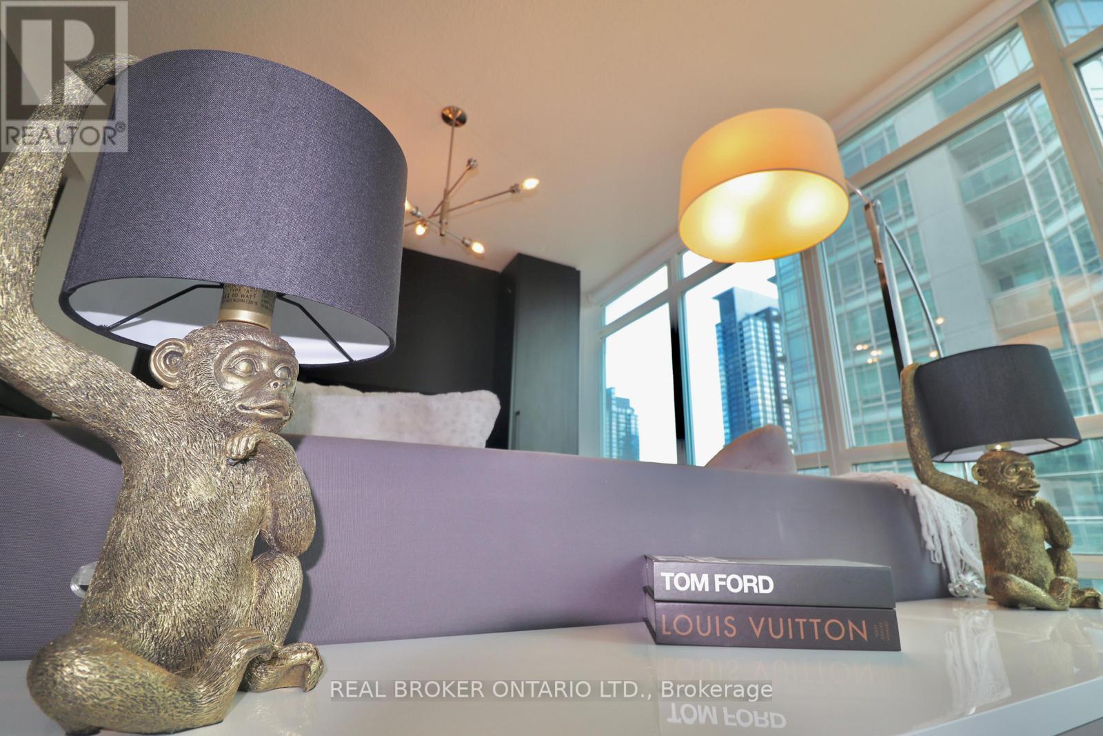 1902 - 381 Front Street, Toronto, Ontario  M5V 3R8 - Photo 24 - C12941140