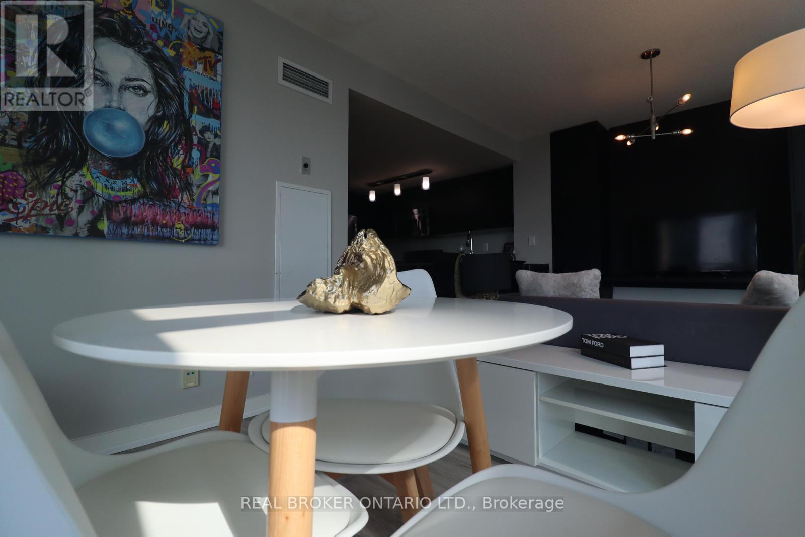 1902 - 381 Front Street, Toronto, Ontario  M5V 3R8 - Photo 27 - C12941140