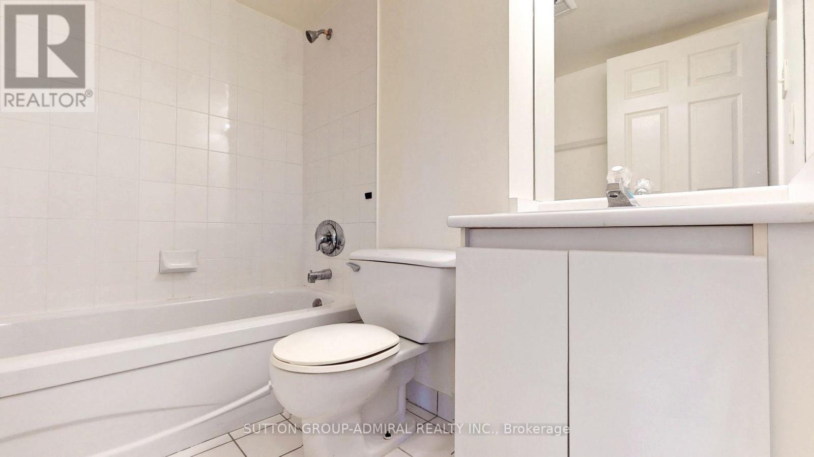 2507 - 736 Bay Street, Toronto, Ontario  M5G 1N6 - Photo 11 - C12941200