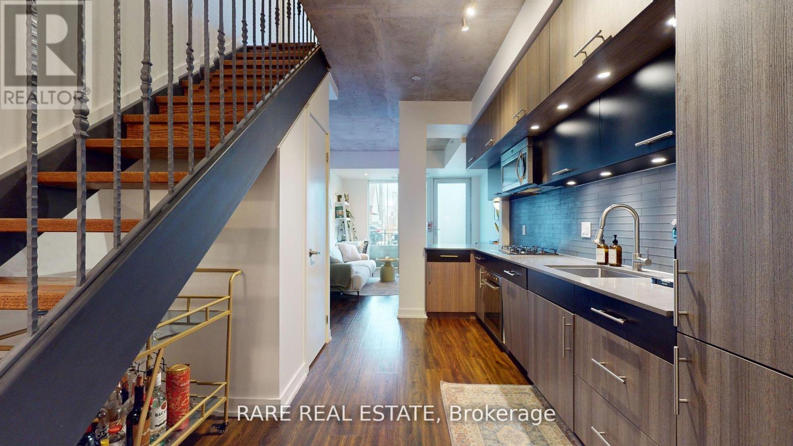 102 - 205 Manning Avenue, Toronto, Ontario  M6J 0E2 - Photo 3 - C12941228