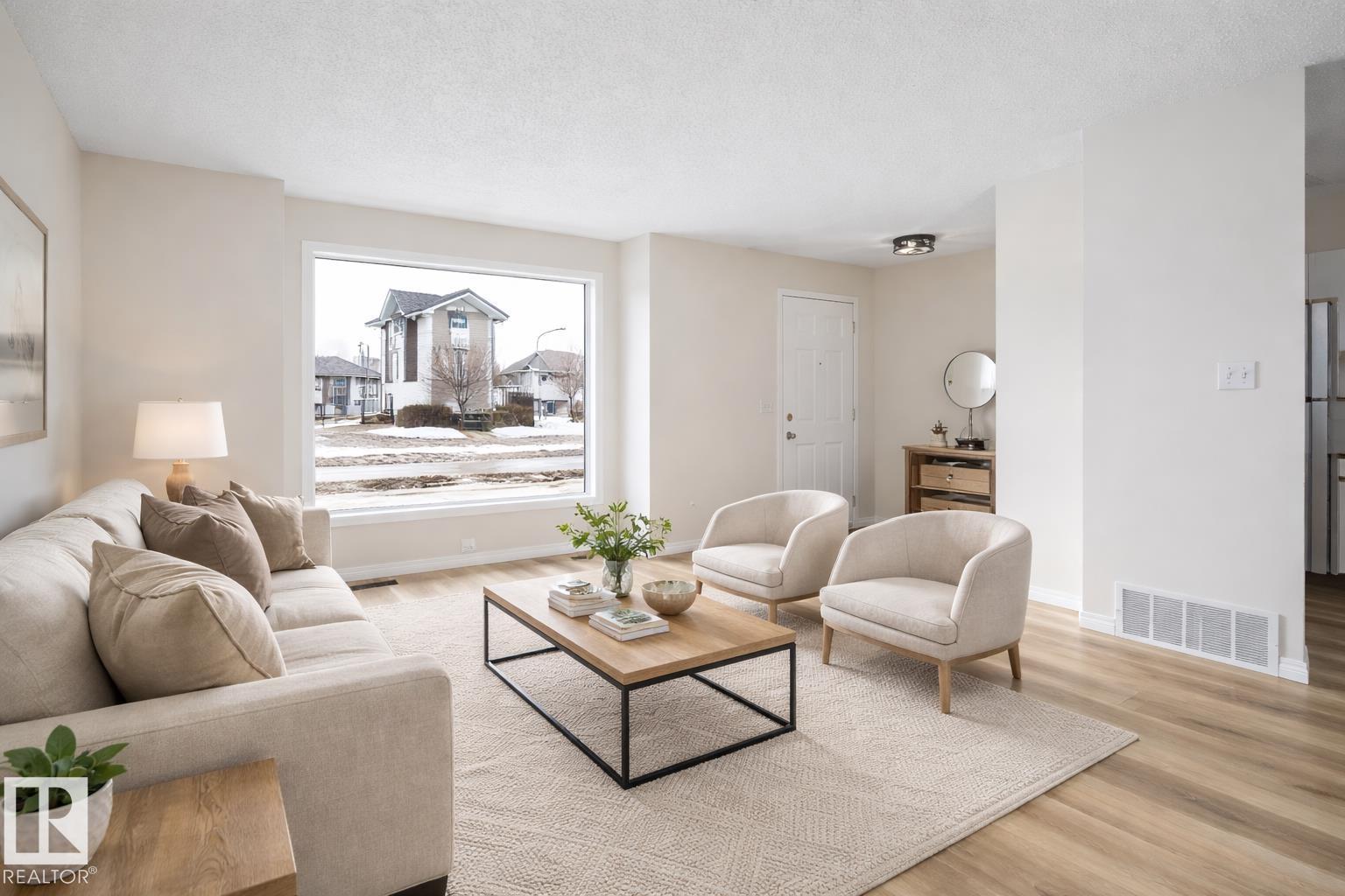 5914 162a Av Nw, Edmonton, Alberta  T5Y 2W2 - Photo 5 - E4478775