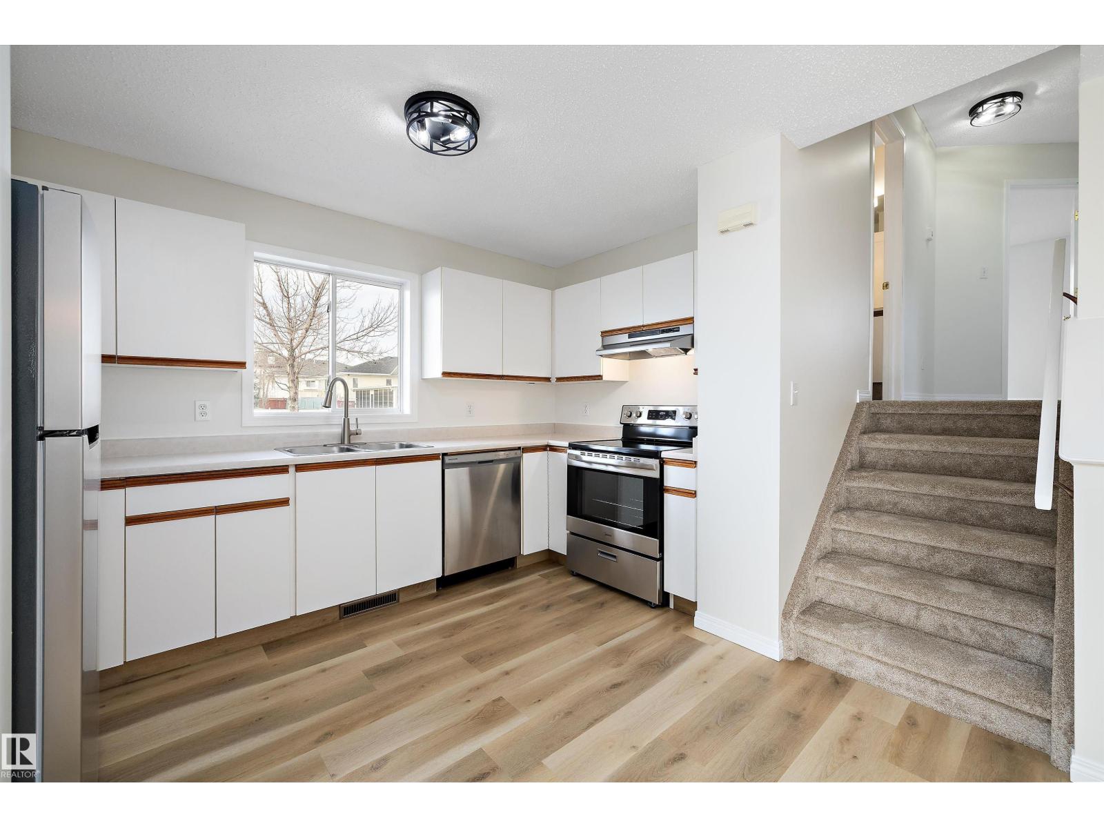 5914 162a Av Nw, Edmonton, Alberta  T5Y 2W2 - Photo 17 - E4478775