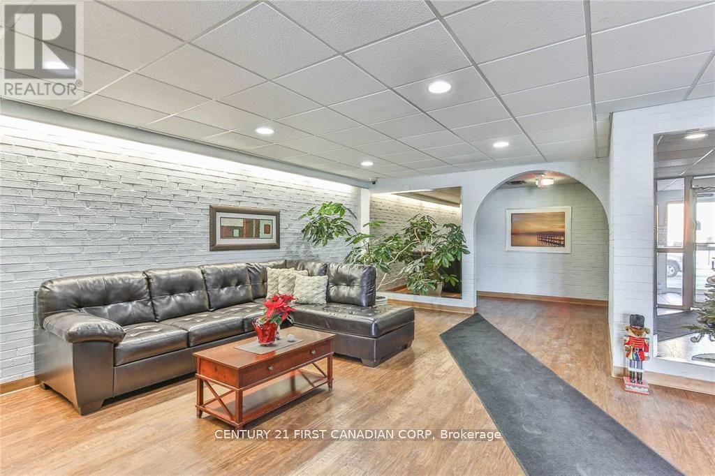305 - 1106 Jalna Boulevard, London South, Ontario  N6E 2R9 - Photo 3 - X12941066