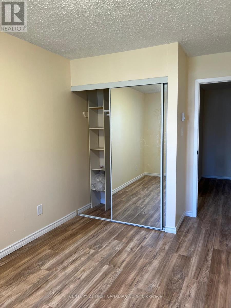 1096 Jalna Boulevard, London South, Ontario  N6E 3B8 - Photo 23 - X12941098