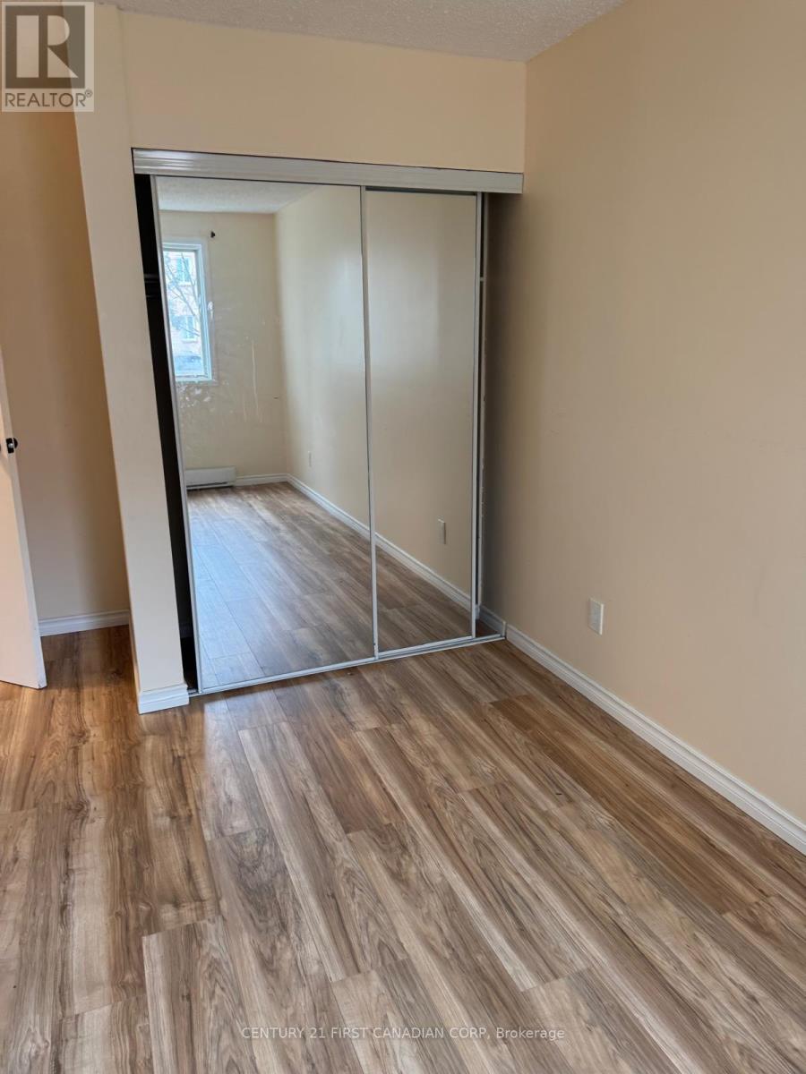 1096 Jalna Boulevard, London South, Ontario  N6E 3B8 - Photo 25 - X12941098