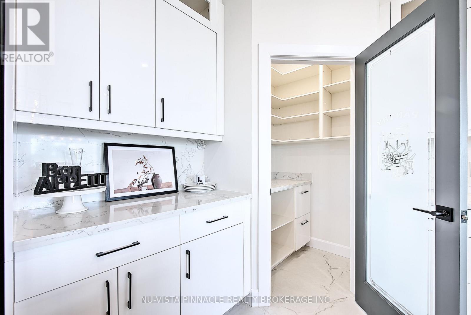 4282 Liberty Crossing, London South, Ontario  N6P 1J9 - Photo 11 - X12941180