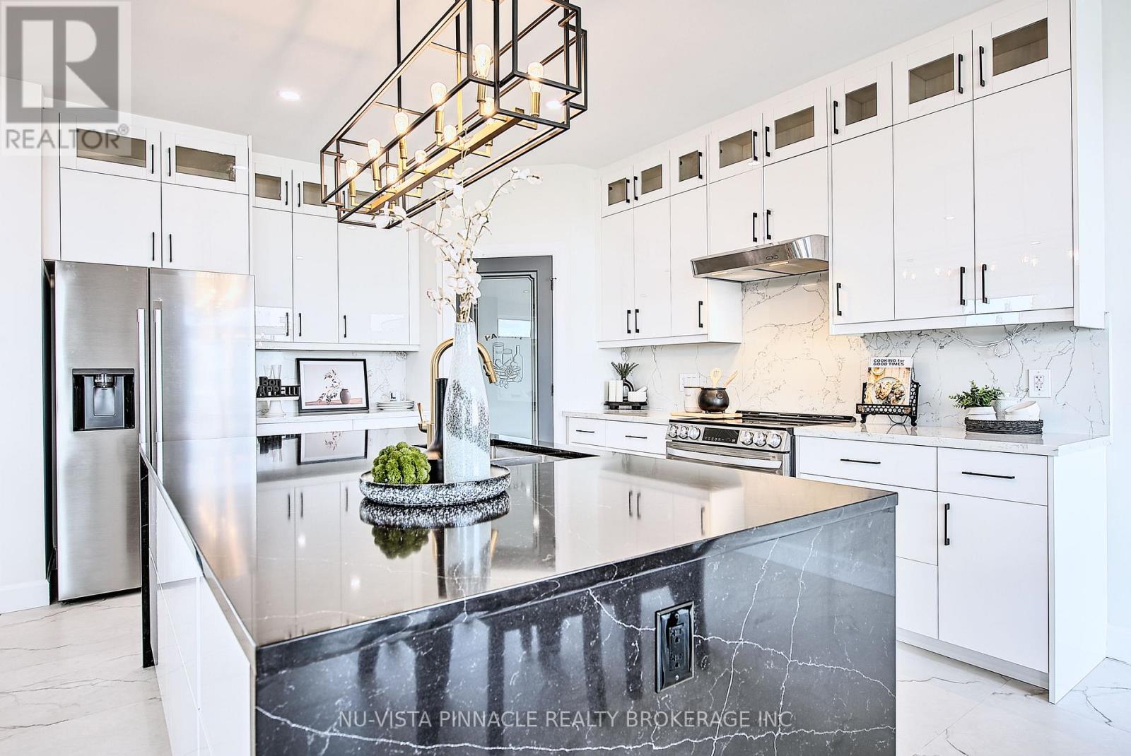 4282 Liberty Crossing, London South, Ontario  N6P 1J9 - Photo 12 - X12941180