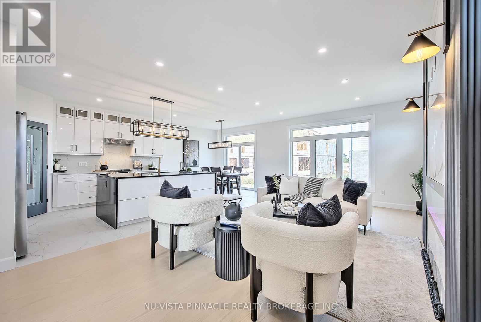 4248 Liberty Crossing, London South, Ontario  N6P 1J9 - Photo 8 - X12941196