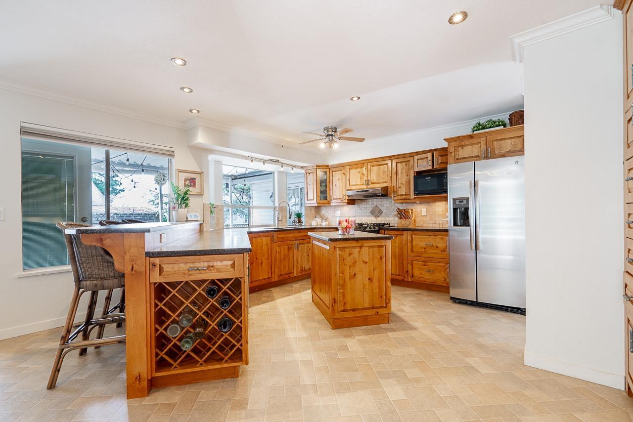 5935 169a Street, Surrey, British Columbia  V3S 6Y6 - Photo 11 - R3105514