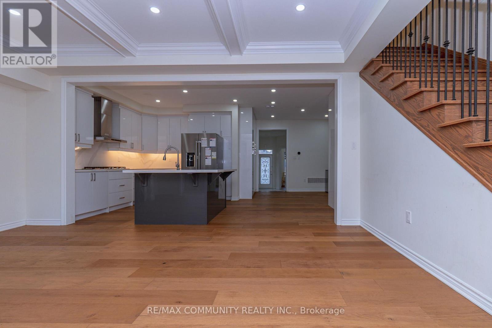 51 Cisco Drive, Whitby, Ontario  L1P 0M2 - Photo 9 - E12941040