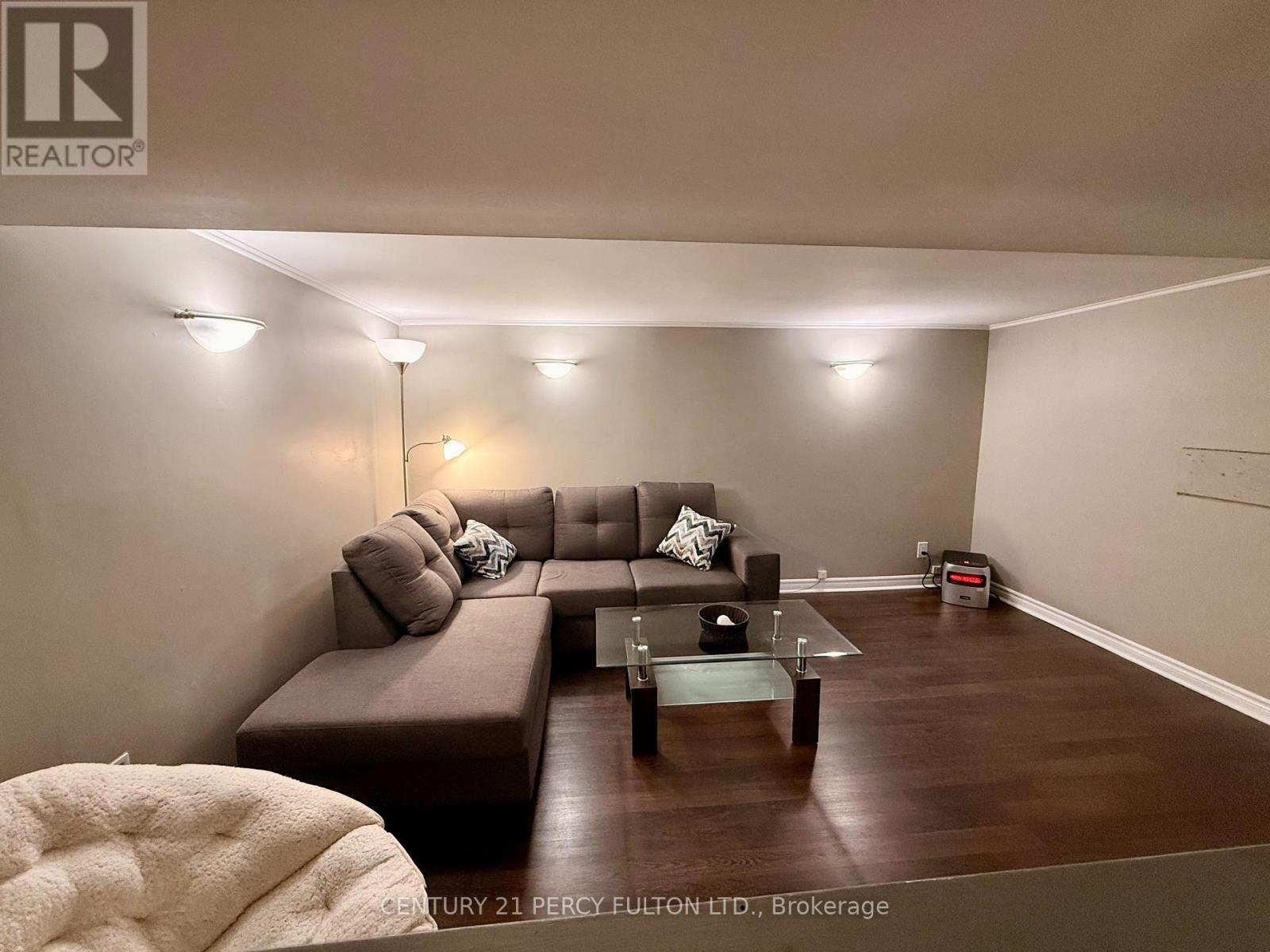 17 Maywood Park, Toronto, Ontario  M1K 2G9 - Photo 6 - E12941102