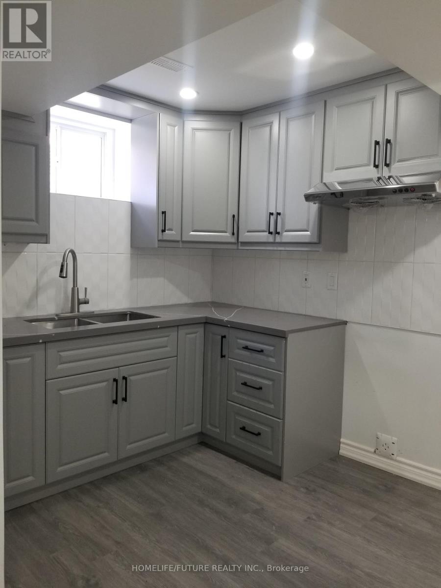 3101 Willowridge Path, Pickering, Ontario  L1X 0N5 - Photo 13 - E12941230