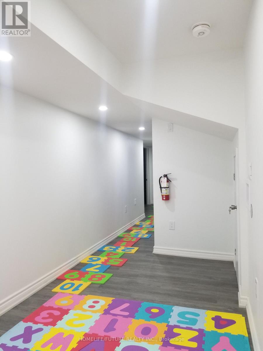 3101 Willowridge Path, Pickering, Ontario  L1X 0N5 - Photo 16 - E12941230