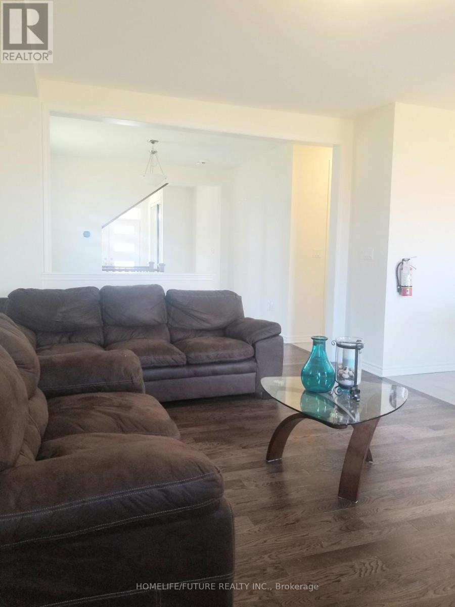 3101 Willowridge Path, Pickering, Ontario  L1X 0N5 - Photo 5 - E12941230