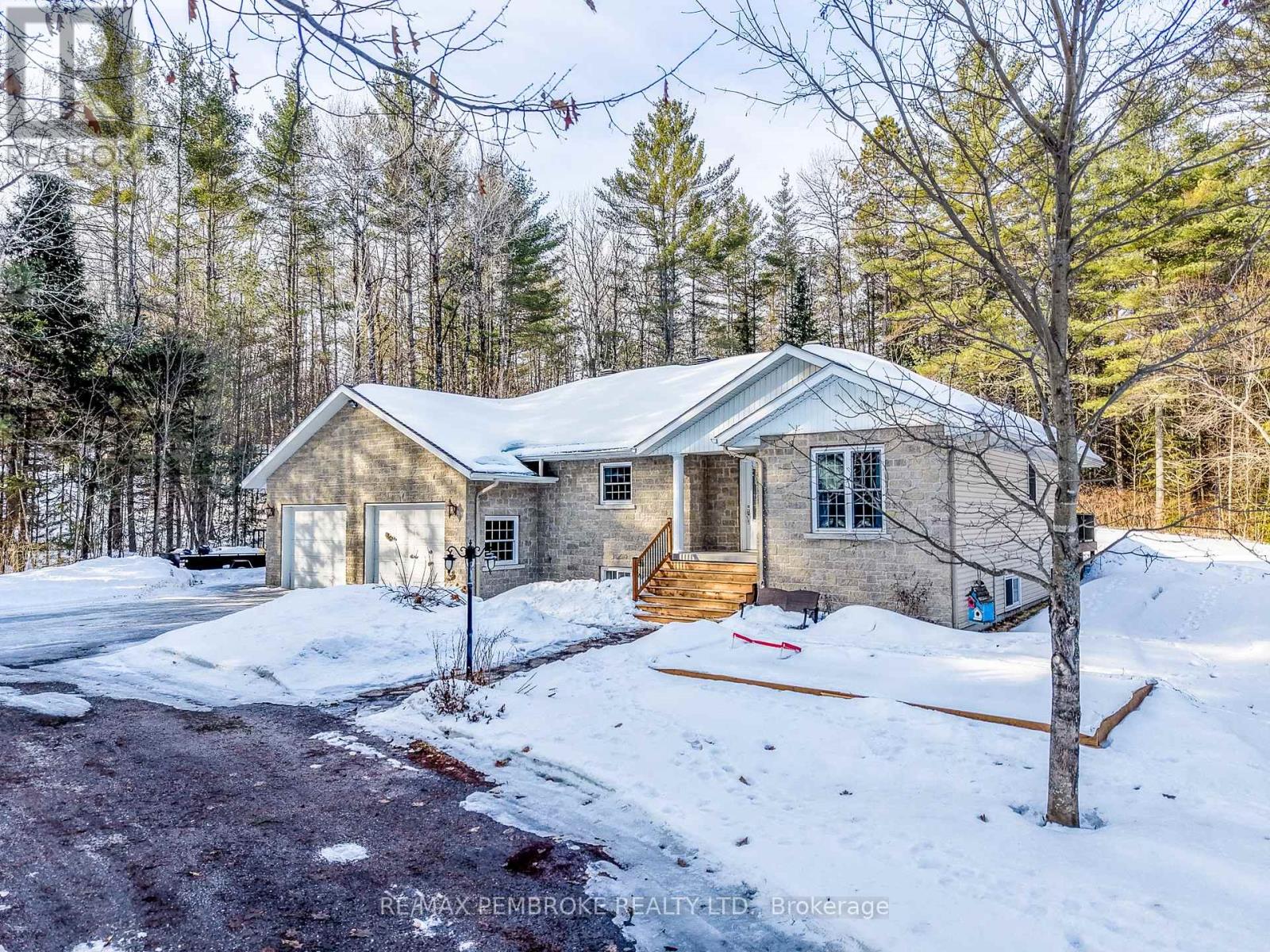 226 EICHSTAEDT ROAD, Petawawa, Ontario