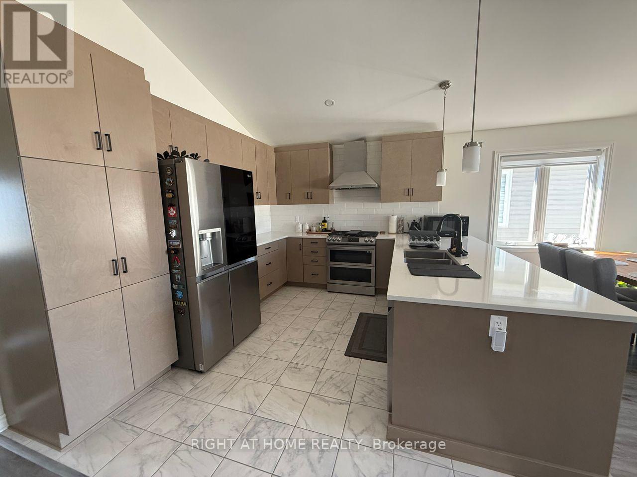 45 Yade Road, Arnprior, Ontario  K7S 0K1 - Photo 4 - X12941004