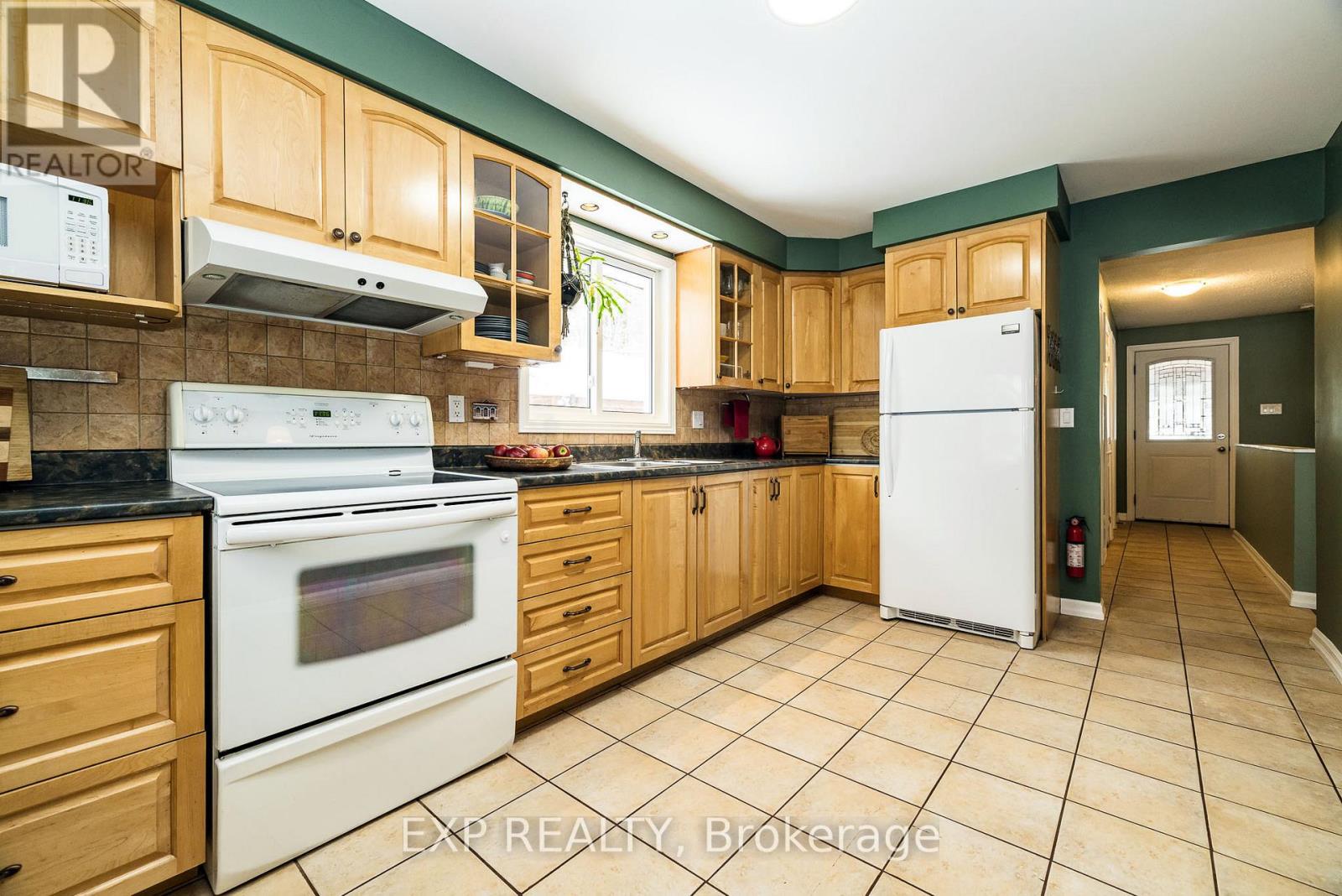 1094 Snye Road, Lanark Highlands, Ontario  K0A 3L0 - Photo 21 - X12941088