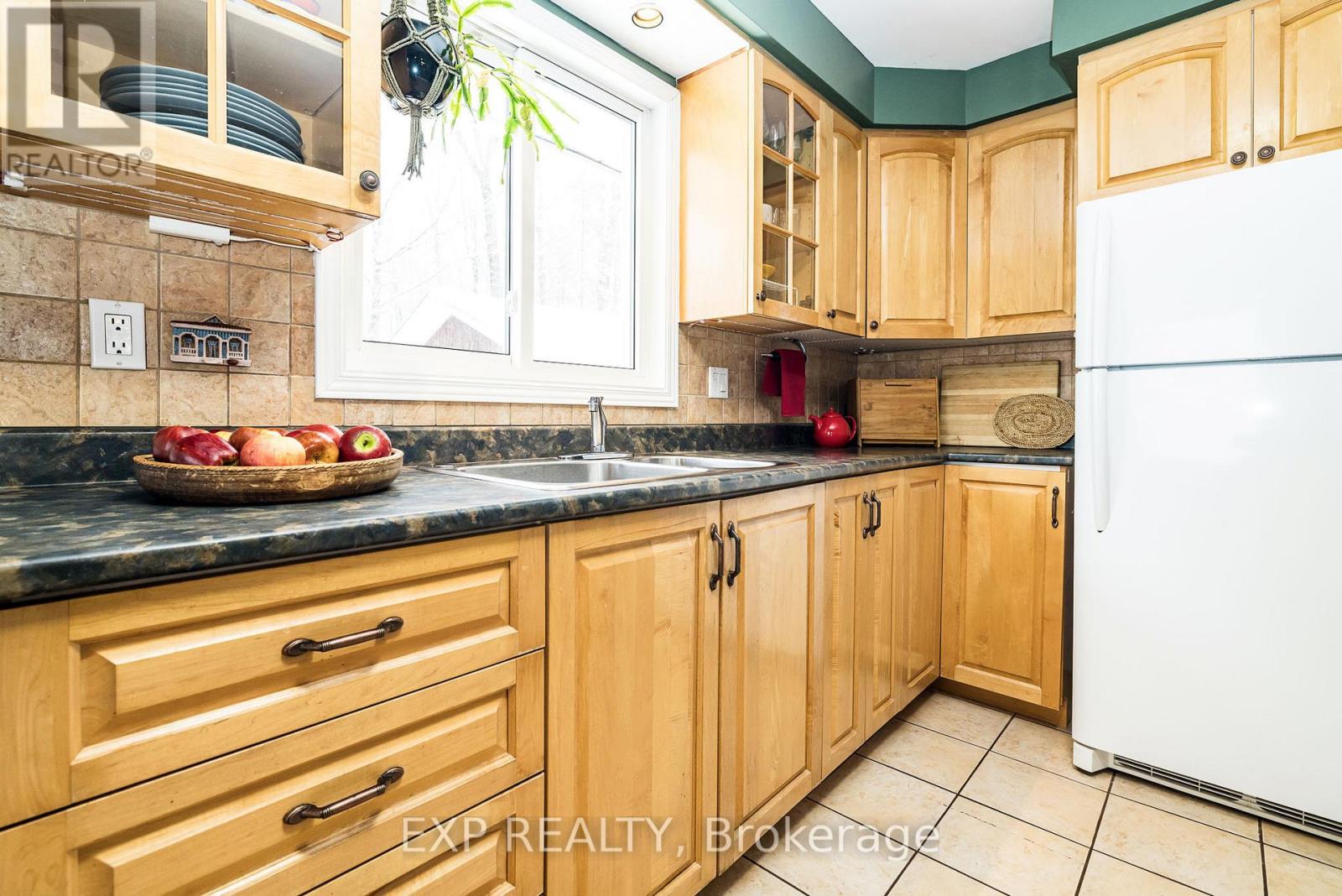 1094 Snye Road, Lanark Highlands, Ontario  K0A 3L0 - Photo 22 - X12941088