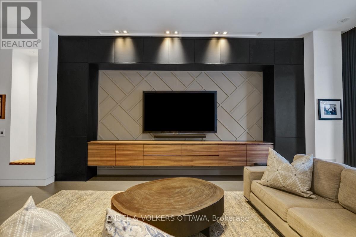 608 Byron Avenue, Ottawa, Ontario  K2A 0E5 - Photo 27 - X12941128