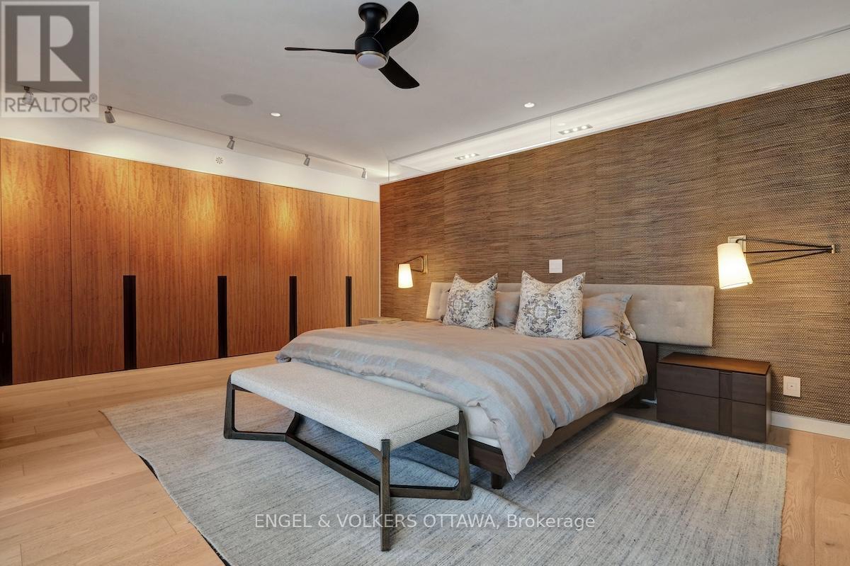 608 Byron Avenue, Ottawa, Ontario  K2A 0E5 - Photo 32 - X12941128