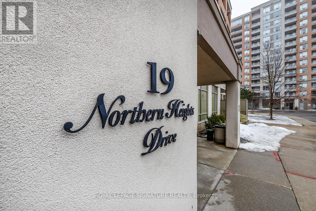 210 - 19 NORTHERN HEIGHTS DRIVE, Richmond Hill, Ontario