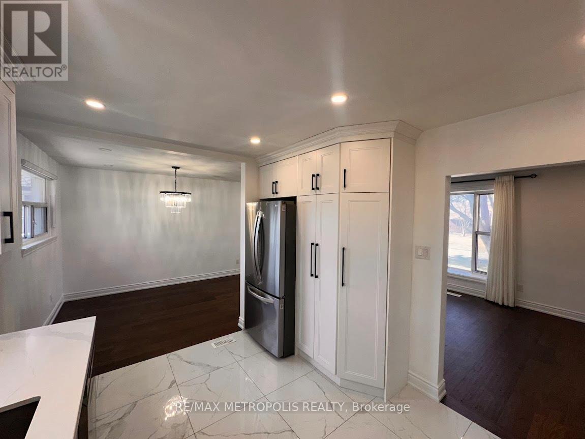 9 Gladiator Road, Markham, Ontario  L3P 1J1 - Photo 13 - N12941130