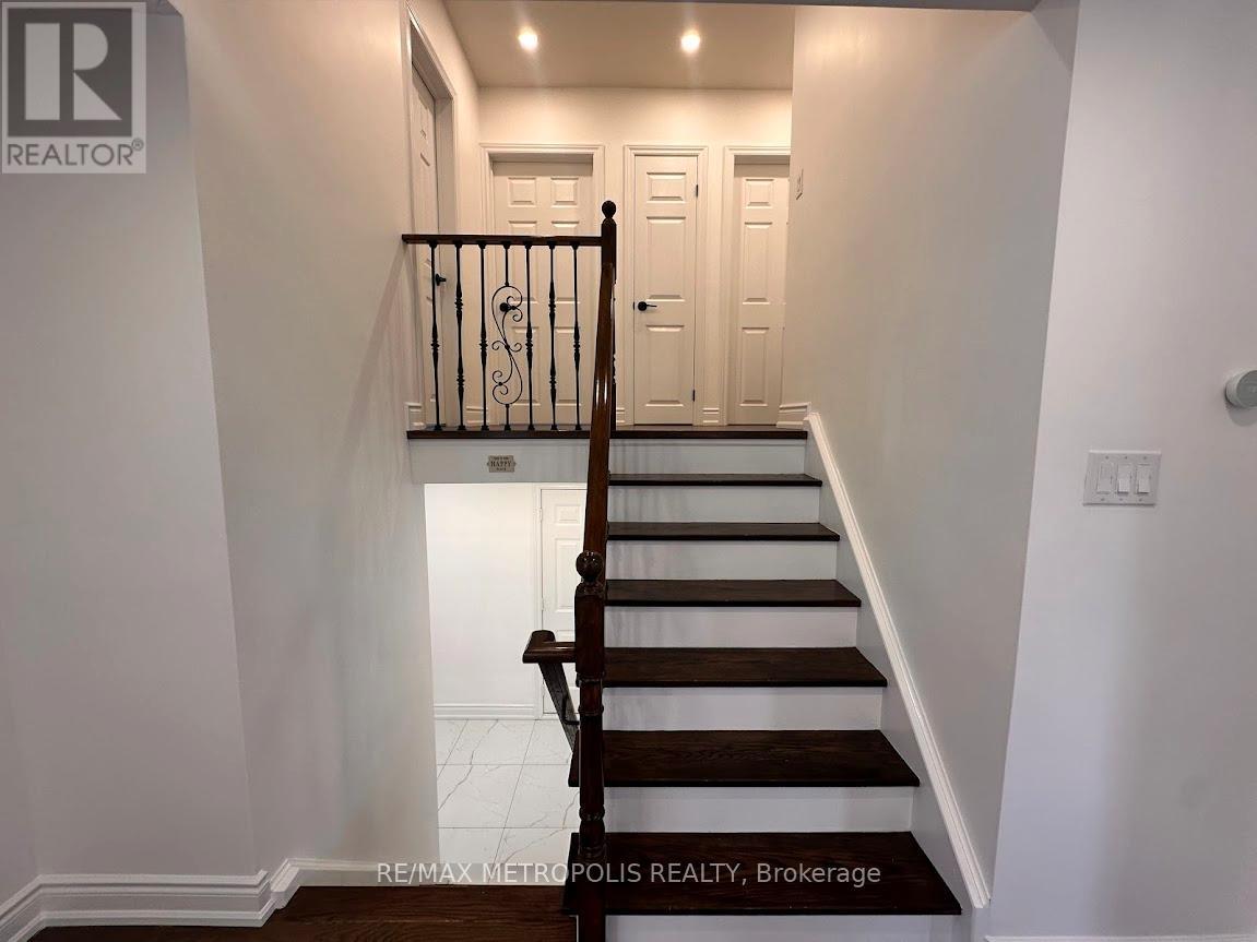 9 Gladiator Road, Markham, Ontario  L3P 1J1 - Photo 14 - N12941130