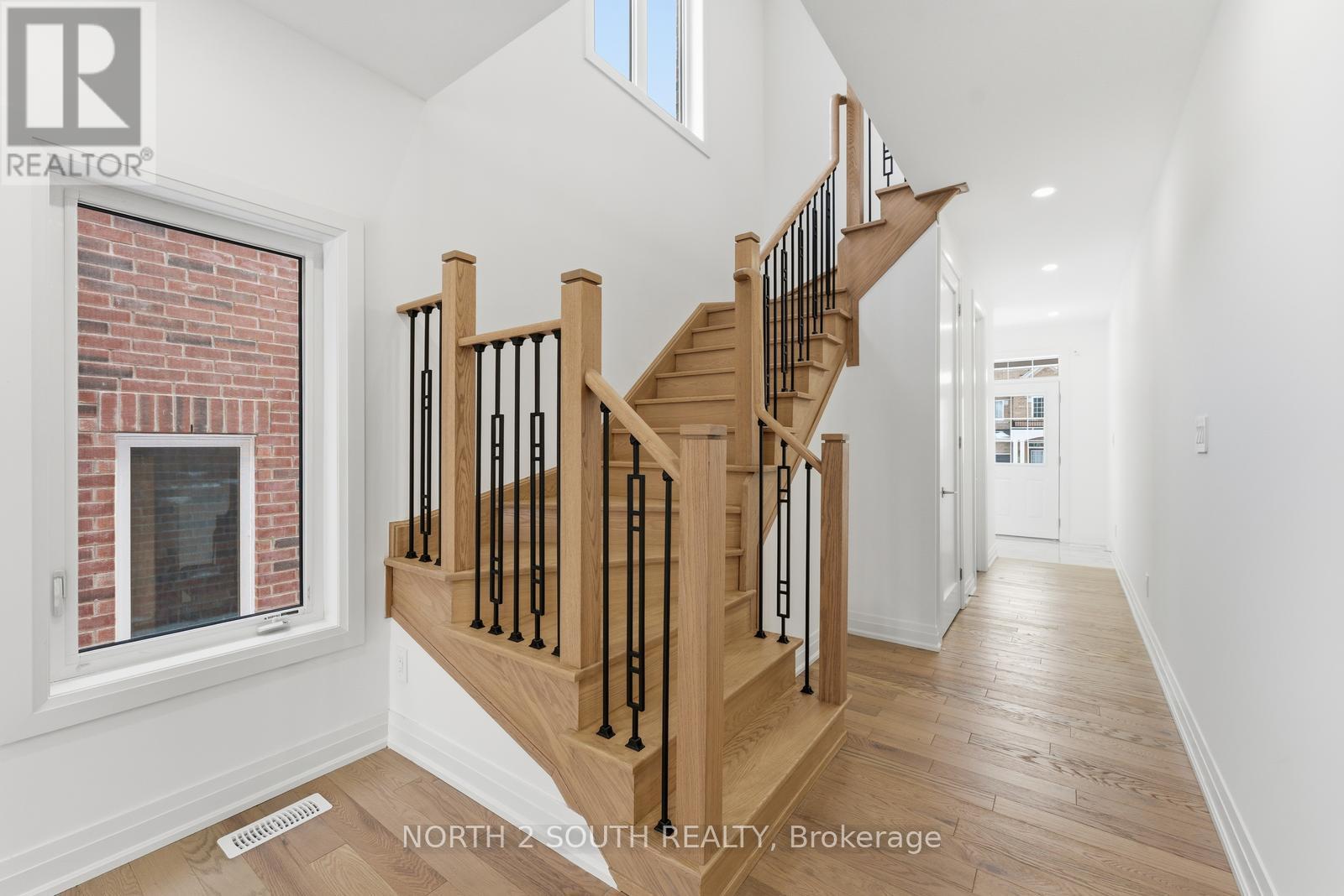 36 Virro Court, Vaughan, Ontario  L4H 5G5 - Photo 17 - N12941214