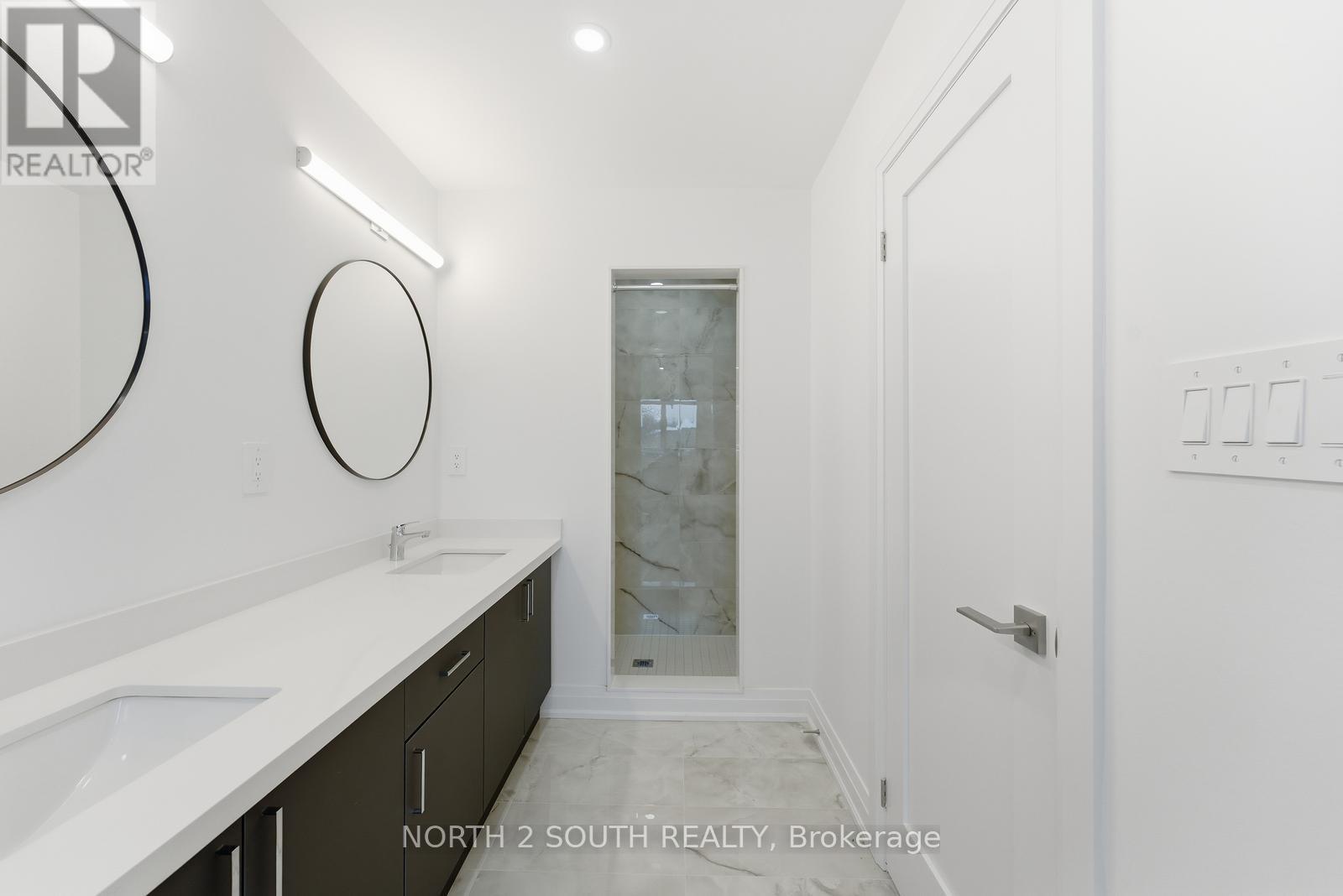 36 Virro Court, Vaughan, Ontario  L4H 5G5 - Photo 23 - N12941214