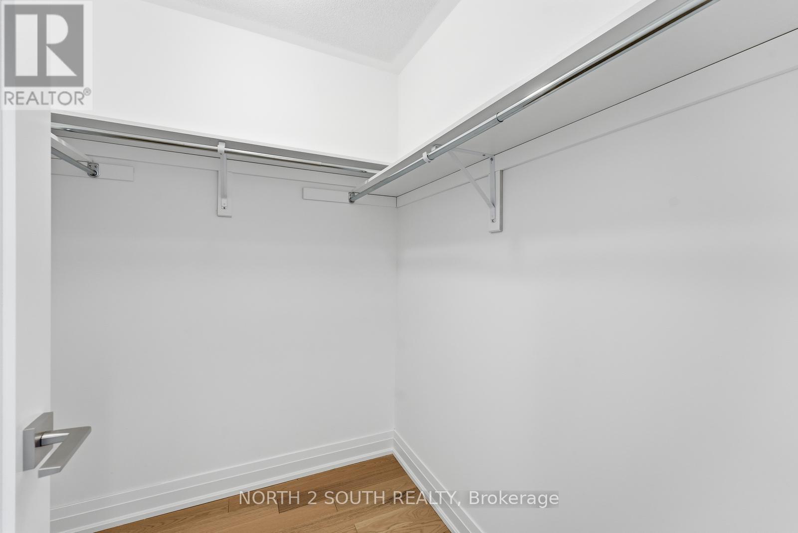 36 Virro Court, Vaughan, Ontario  L4H 5G5 - Photo 25 - N12941214