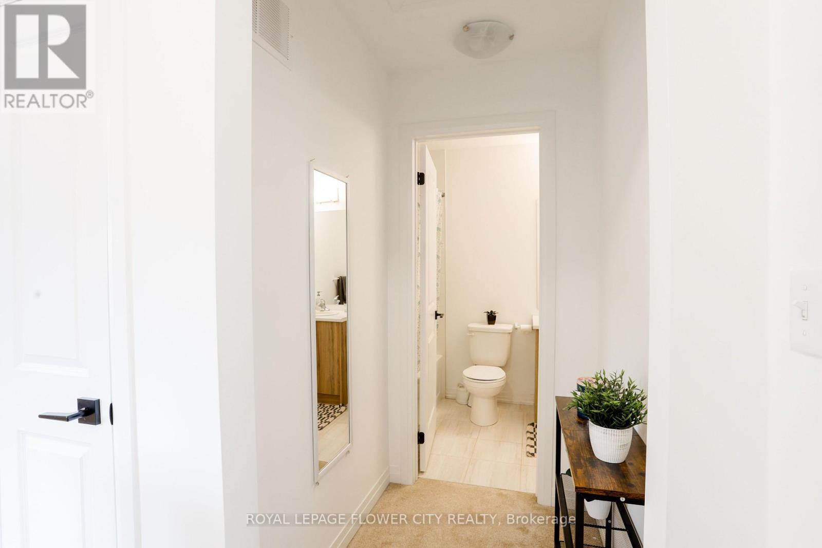 16 Fairlane Avenue, Barrie (Painswick South), Ontario  L9J 0M9 - Photo 19 - S12941022