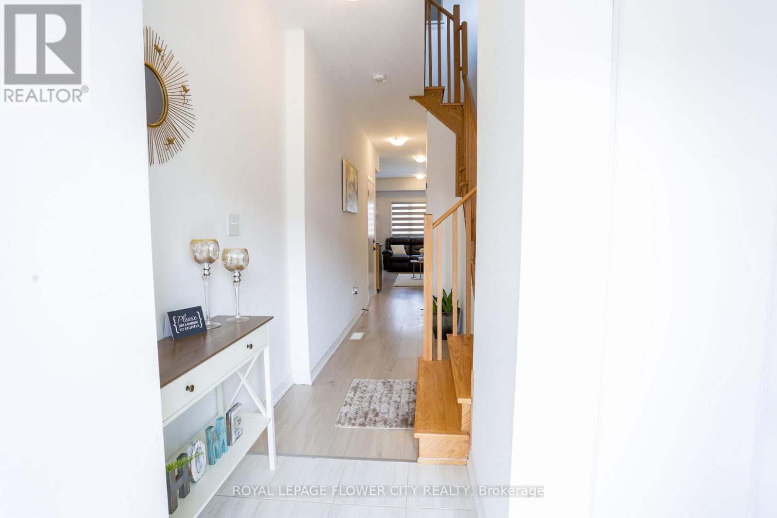 16 Fairlane Avenue, Barrie (Painswick South), Ontario  L9J 0M9 - Photo 5 - S12941022