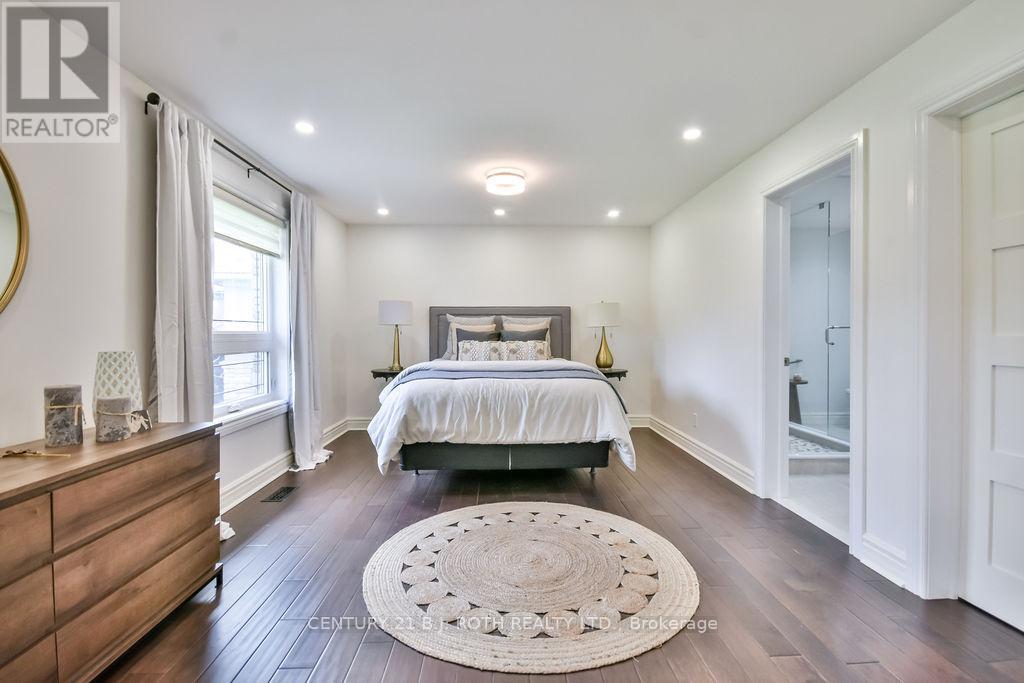 12 Noraline Avenue, Springwater (Midhurst), Ontario  L0L 1X1 - Photo 22 - S12941136