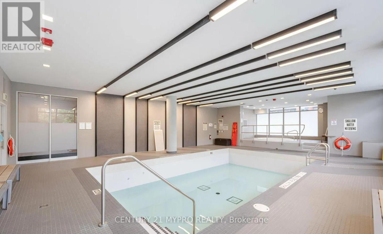 312 - 52 Forest Manor Road, Toronto, Ontario  M2J 0E2 - Photo 8 - C12894086