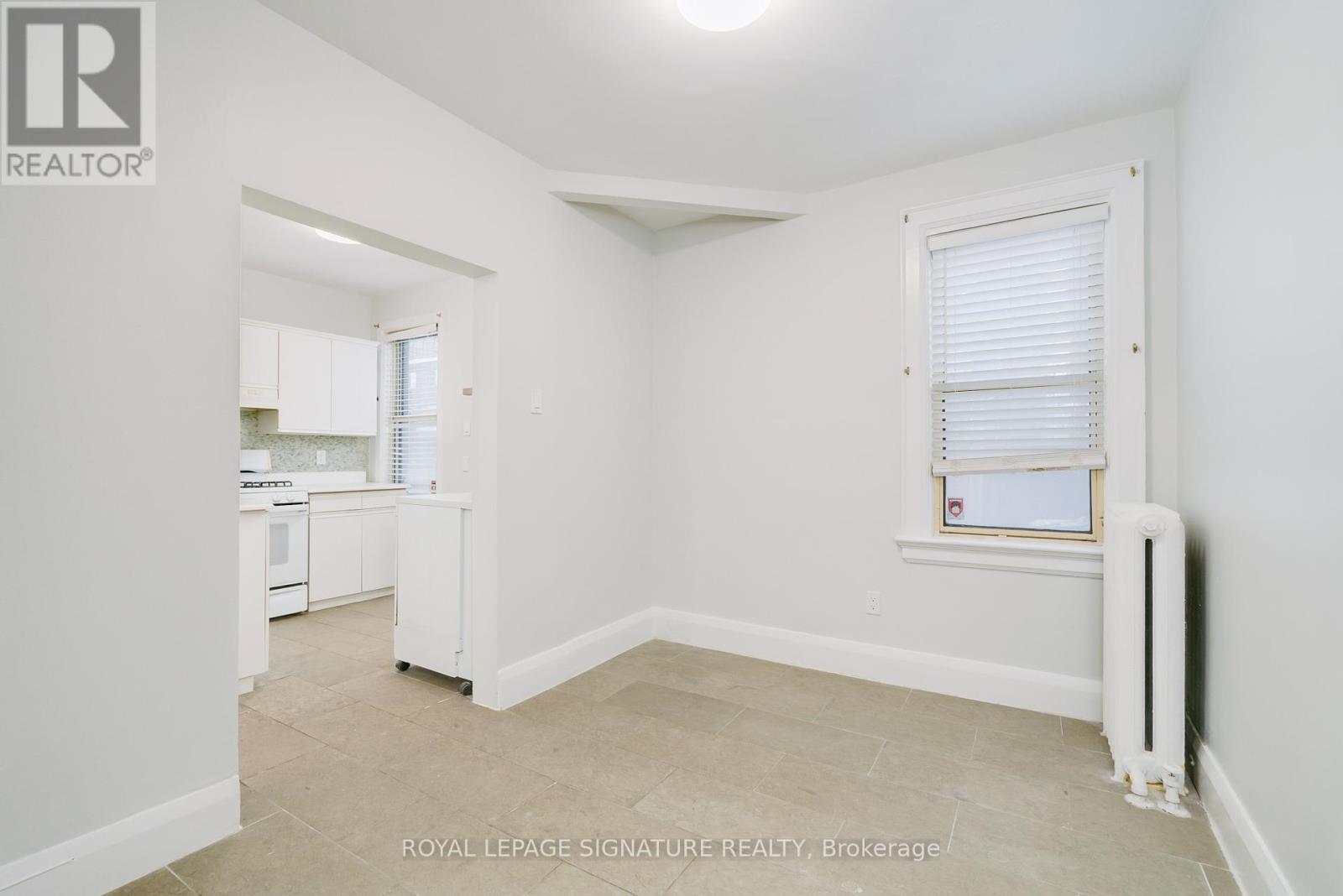 Unit 2 - 27 Hillsboro Avenue, Toronto, Ontario  M5R 1S6 - Photo 5 - C12940380