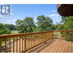 UNIT 2 - 27 HILLSBORO AVENUE, Toronto, Ontario