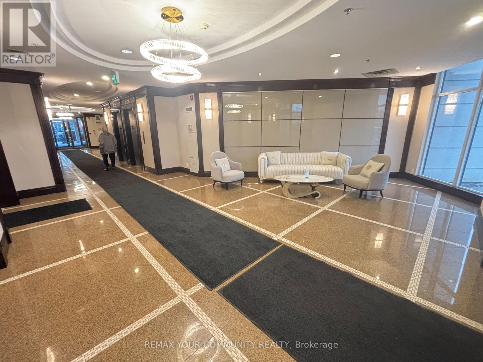 - - 18 Harding Boulevard, Richmond Hill, Ontario L4C 0T3 - Photo 23 - N12938952