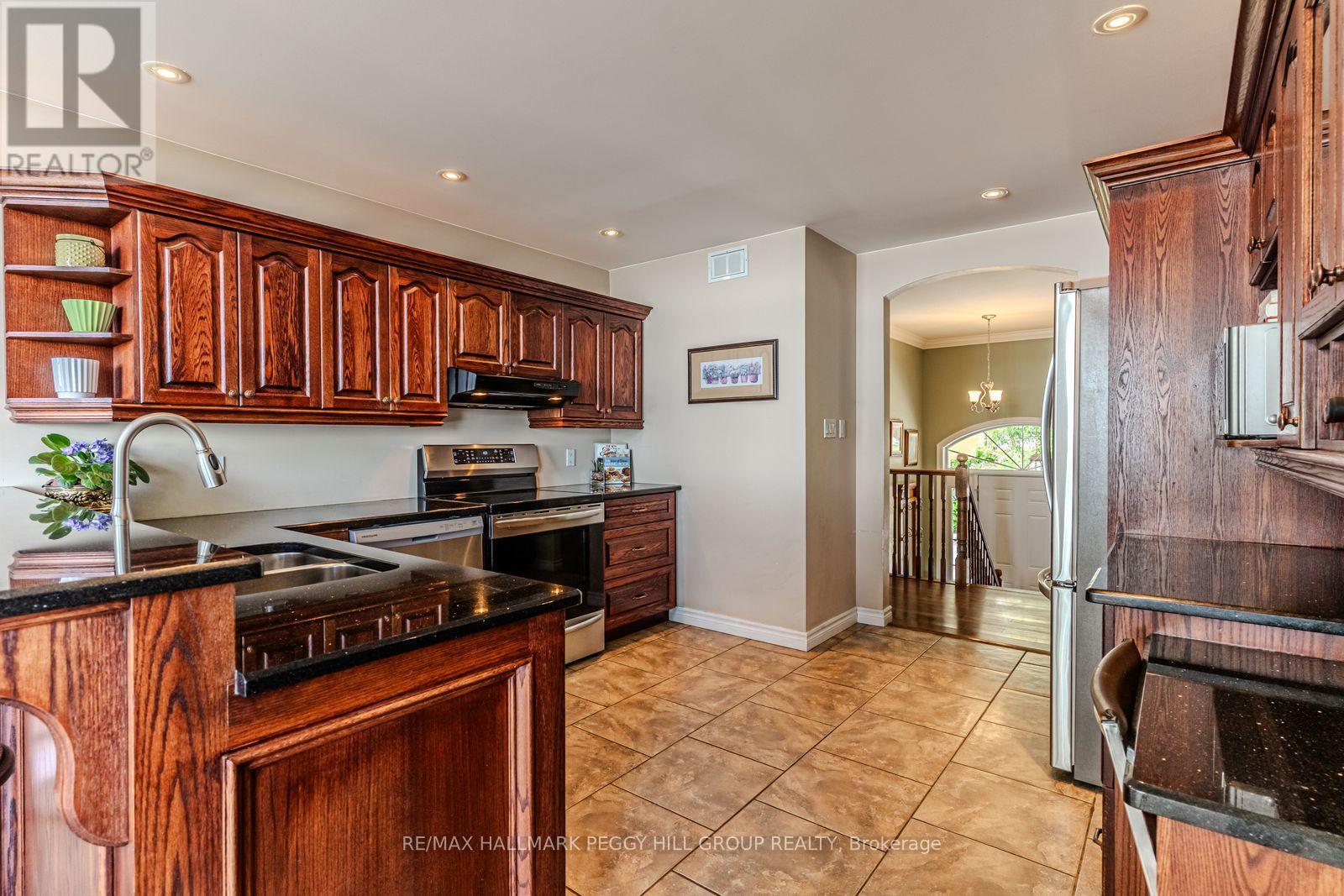 383 Peek-A-Boo Trail, Tiny, Ontario  L9M 0B3 - Photo 8 - S12930116