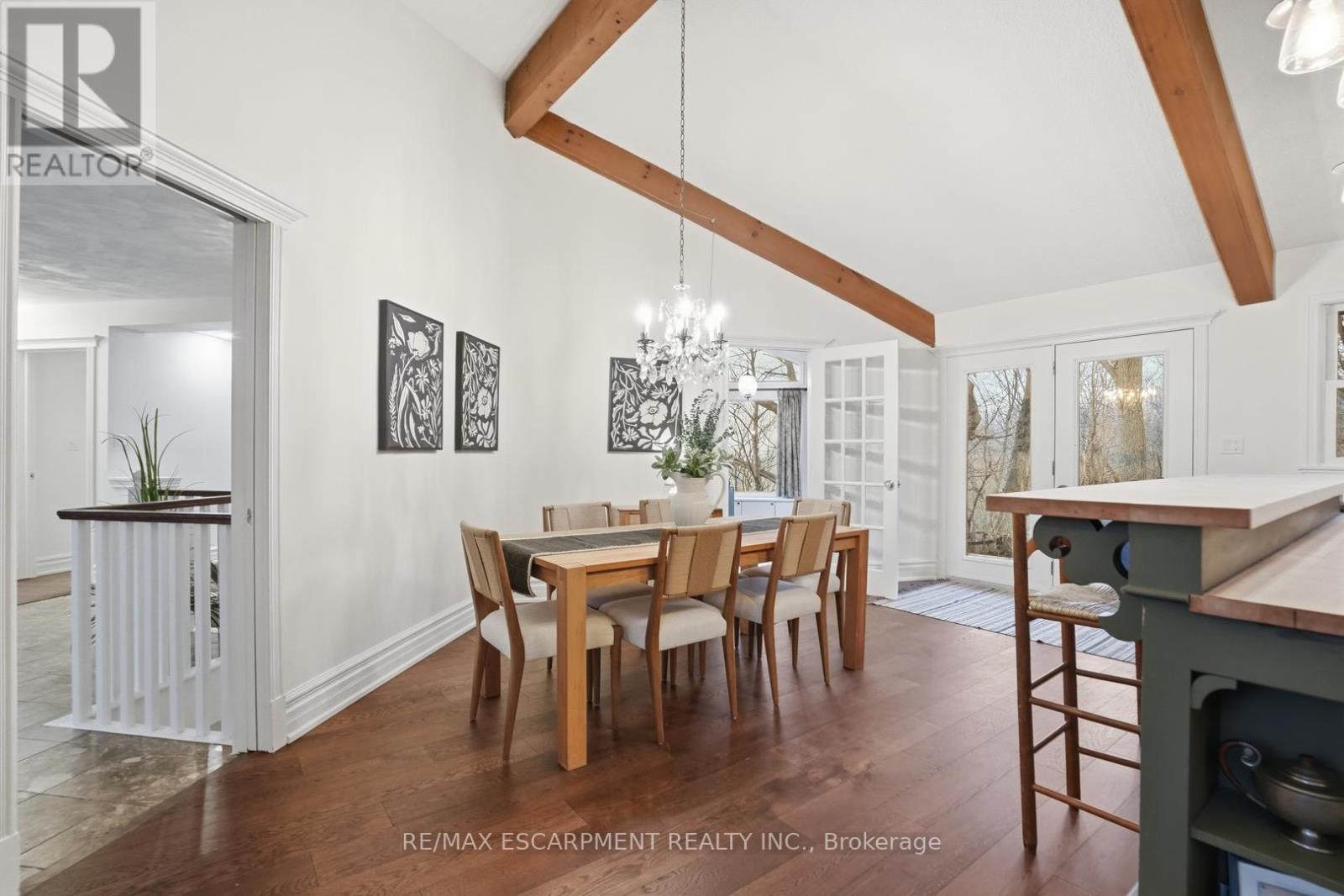 1987 Snake Road, Burlington, Ontario  L7P 4Y1 - Photo 22 - W12929810