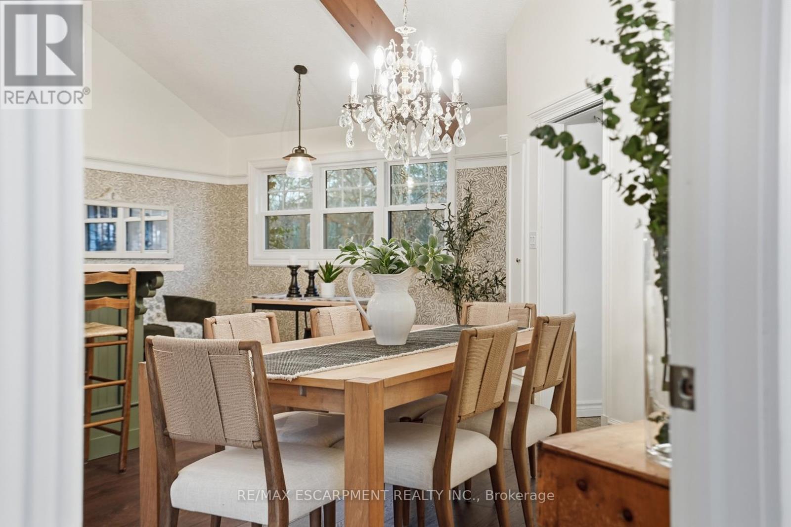 1987 Snake Road, Burlington, Ontario  L7P 4Y1 - Photo 23 - W12929810