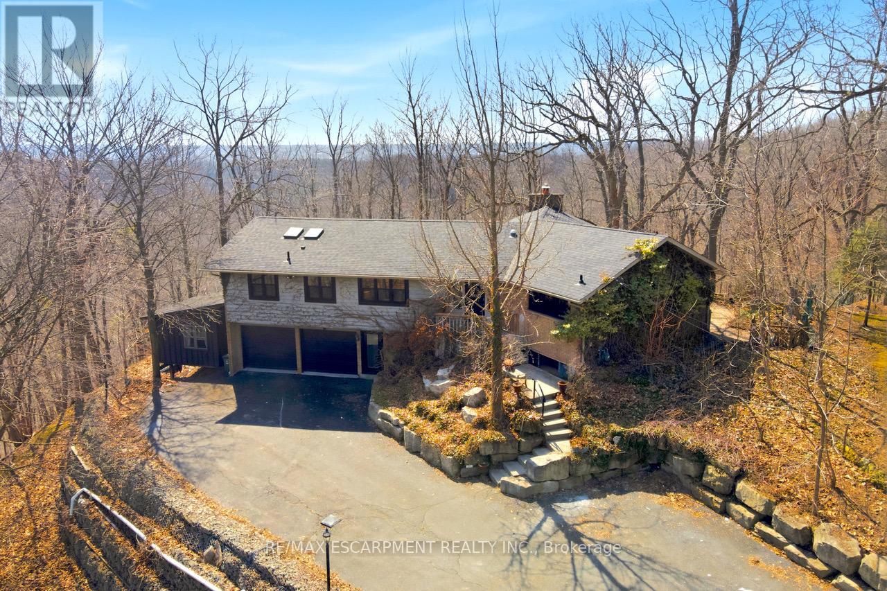 1987 SNAKE ROAD, Burlington, Ontario