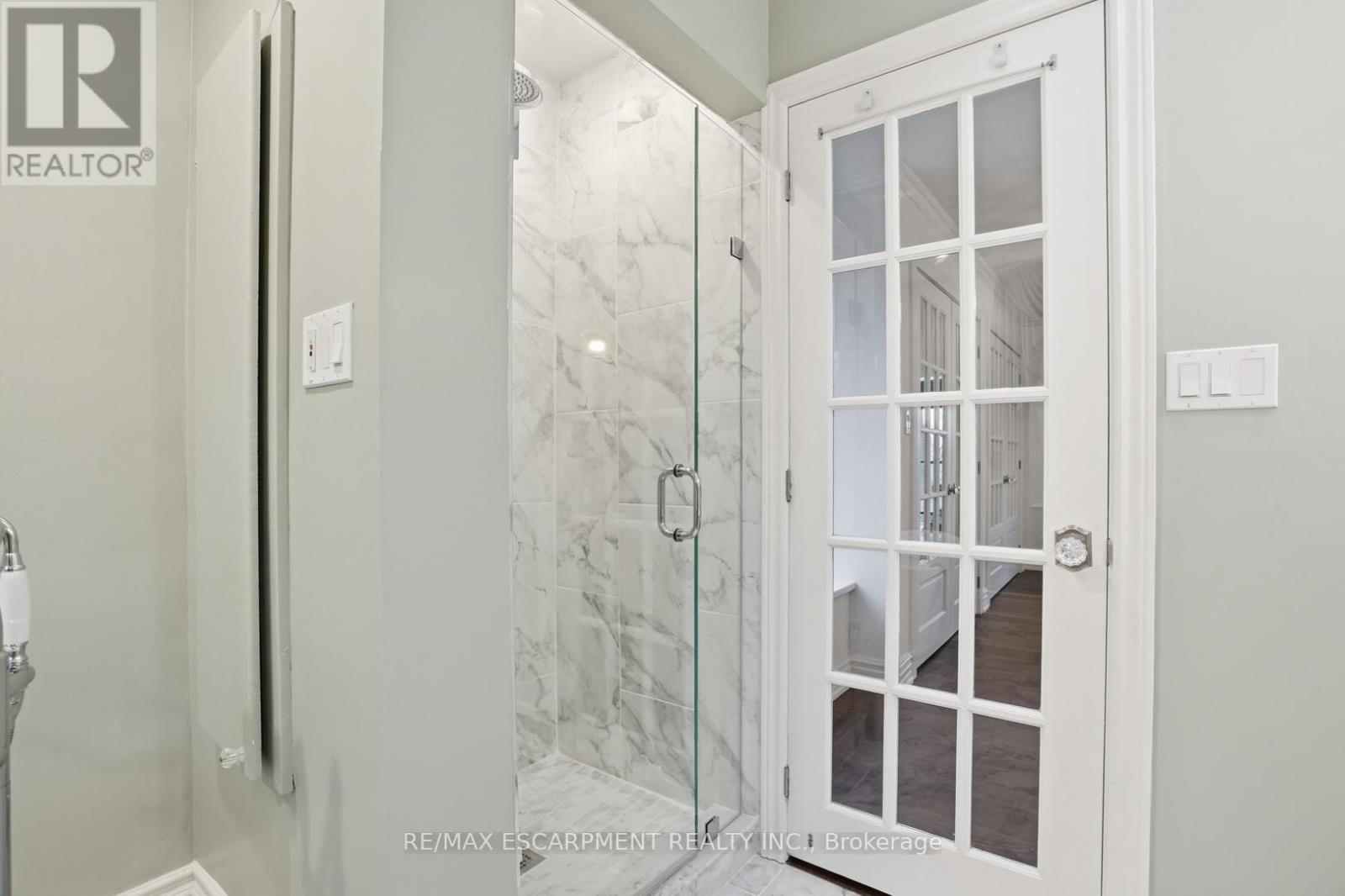 1987 Snake Road, Burlington, Ontario  L7P 4Y1 - Photo 32 - W12929810