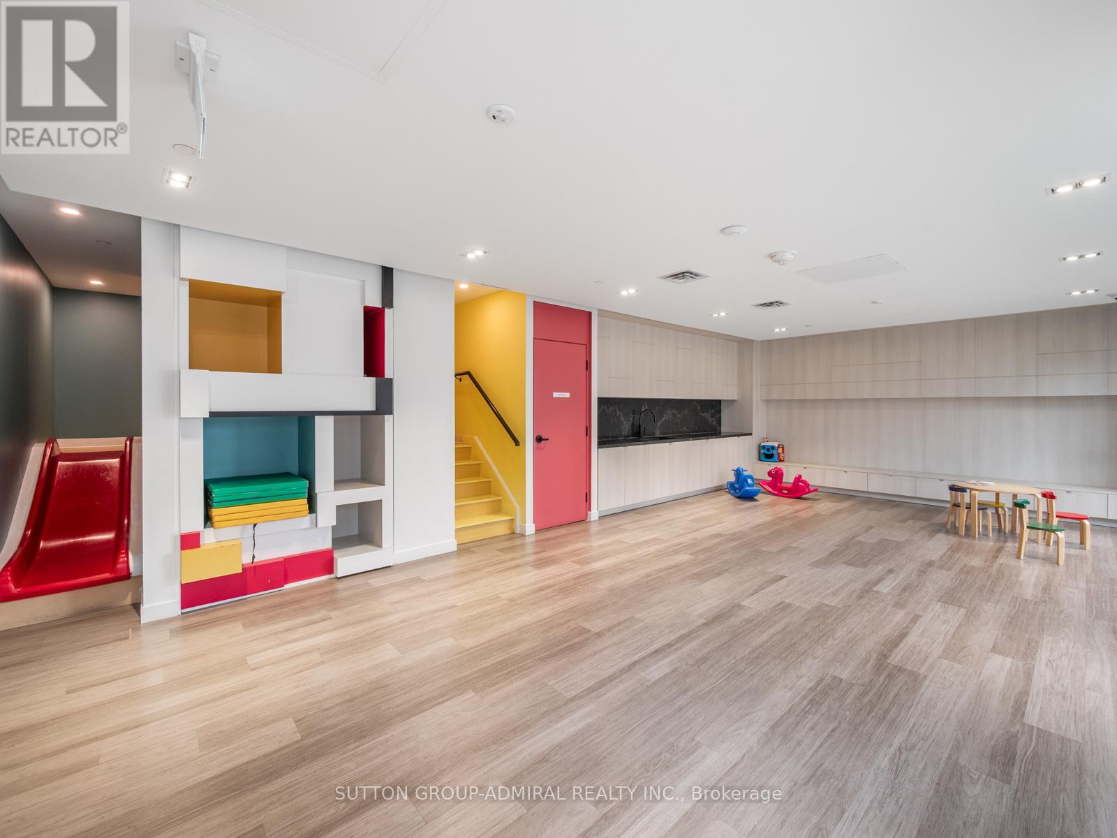 3209 - 4065 Confederation Parkway, Mississauga, Ontario  L5B 4N1 - Photo 33 - W12934068