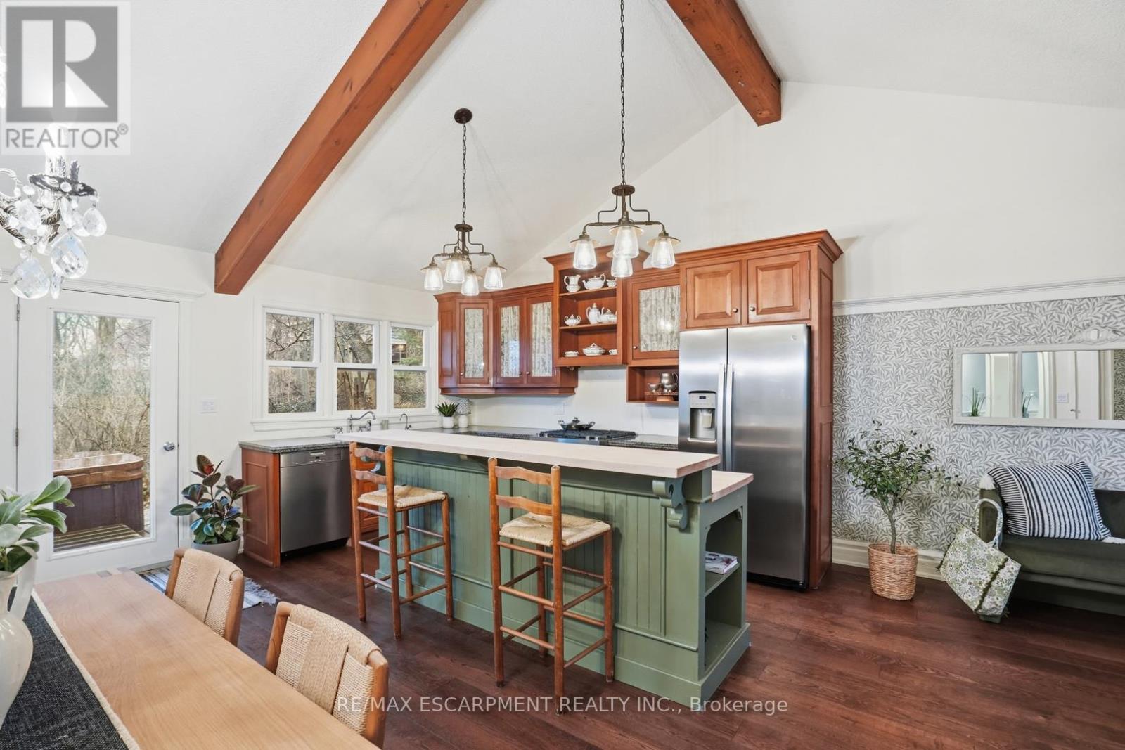 1987 Snake Road, Burlington, Ontario  L7P 4Y1 - Photo 14 - W12929810