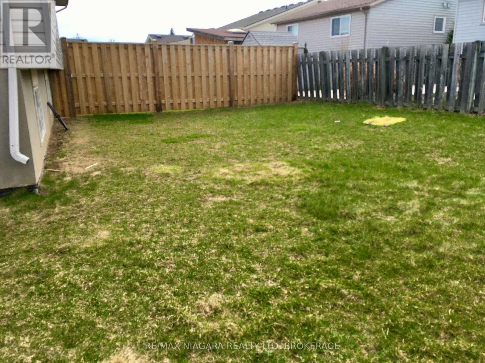 7701 Cortina Crescent, Niagara Falls, Ontario  L2H 3B4 - Photo 27 - X12940370