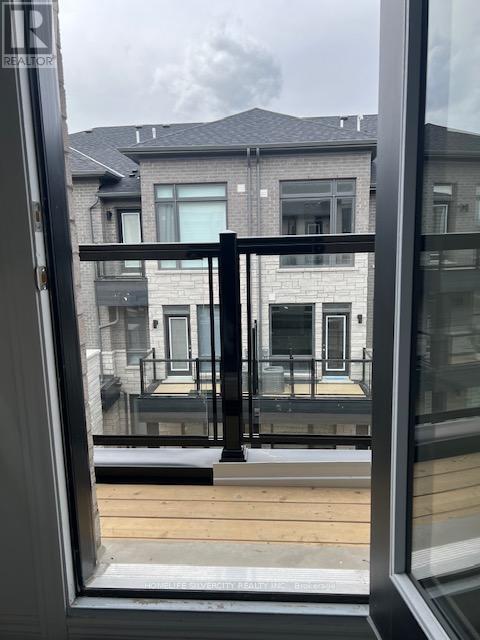 72 - 9460 The Gore Road, Brampton, Ontario  L6P 2G7 - Photo 3 - W12941078