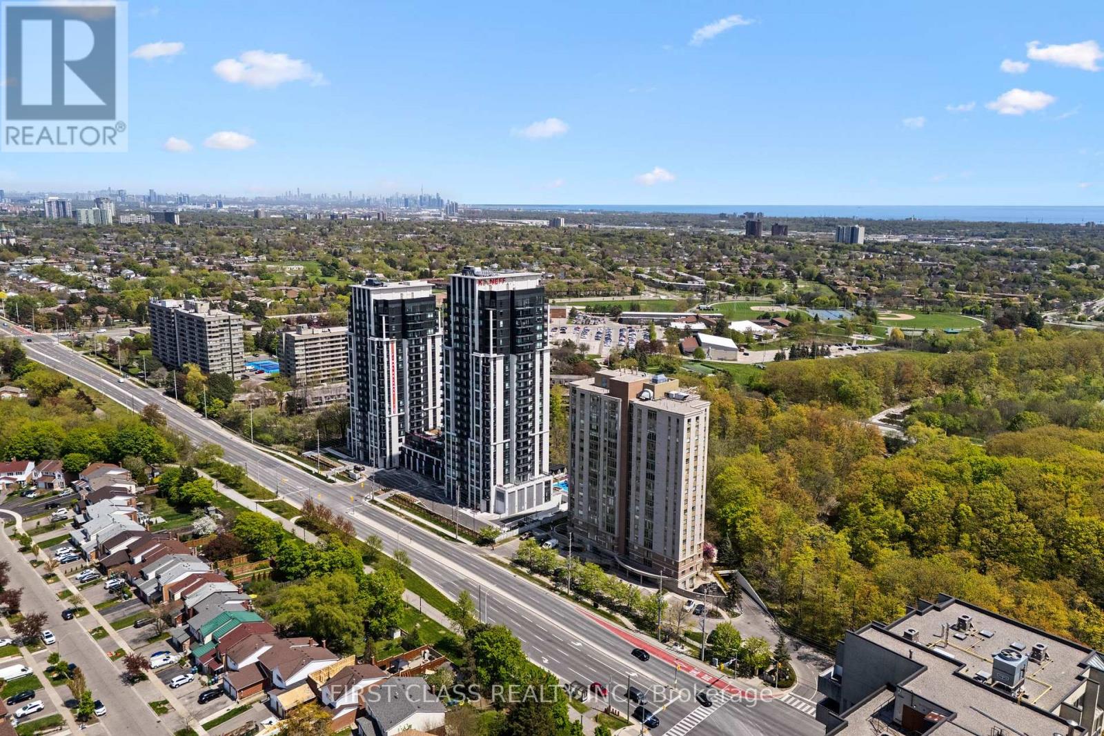 905 - 200 BURNHAMTHORPE ROAD E, Mississauga, Ontario