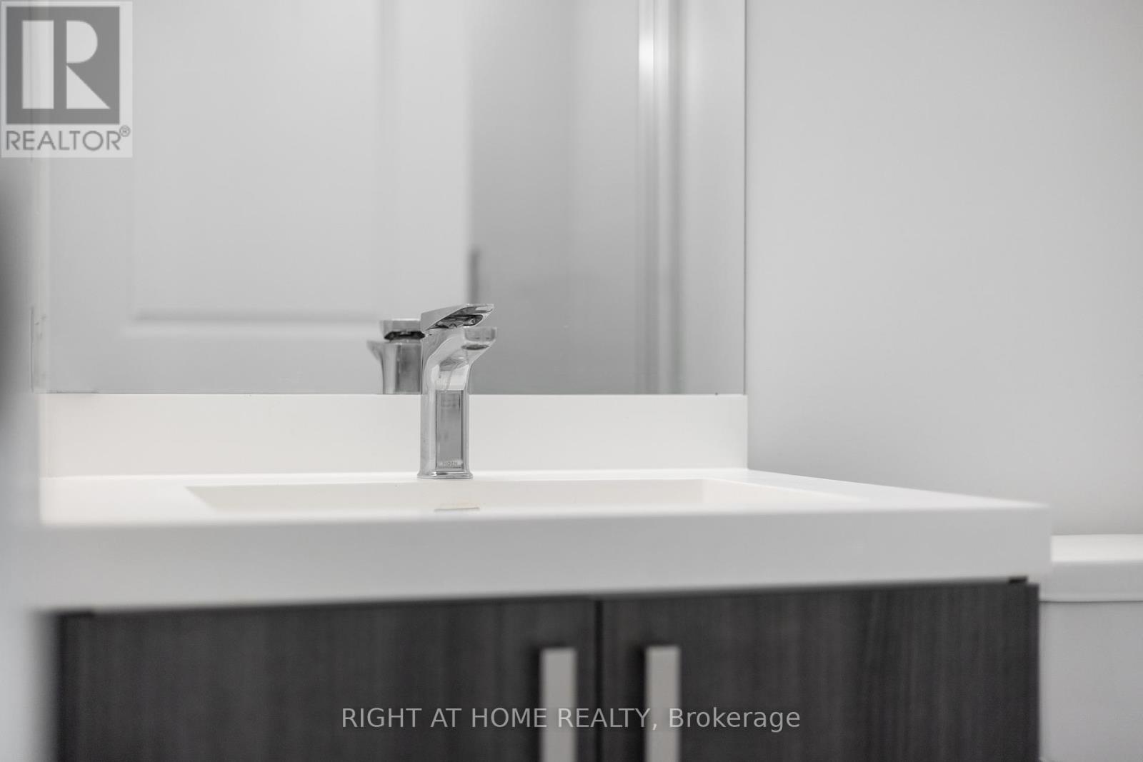 2203 - 8 Nahani Way, Mississauga, Ontario  L4Z 0C6 - Photo 5 - W12941204