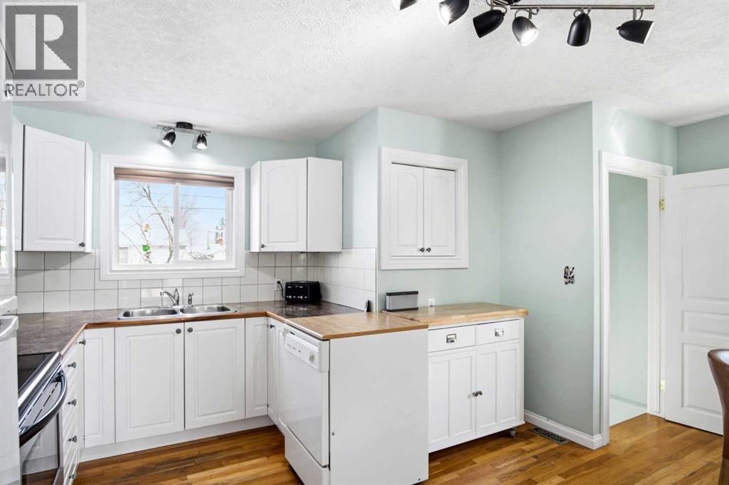 1122 Centre Street, Carstairs, Alberta  T0M 0N0 - Photo 7 - A2294697