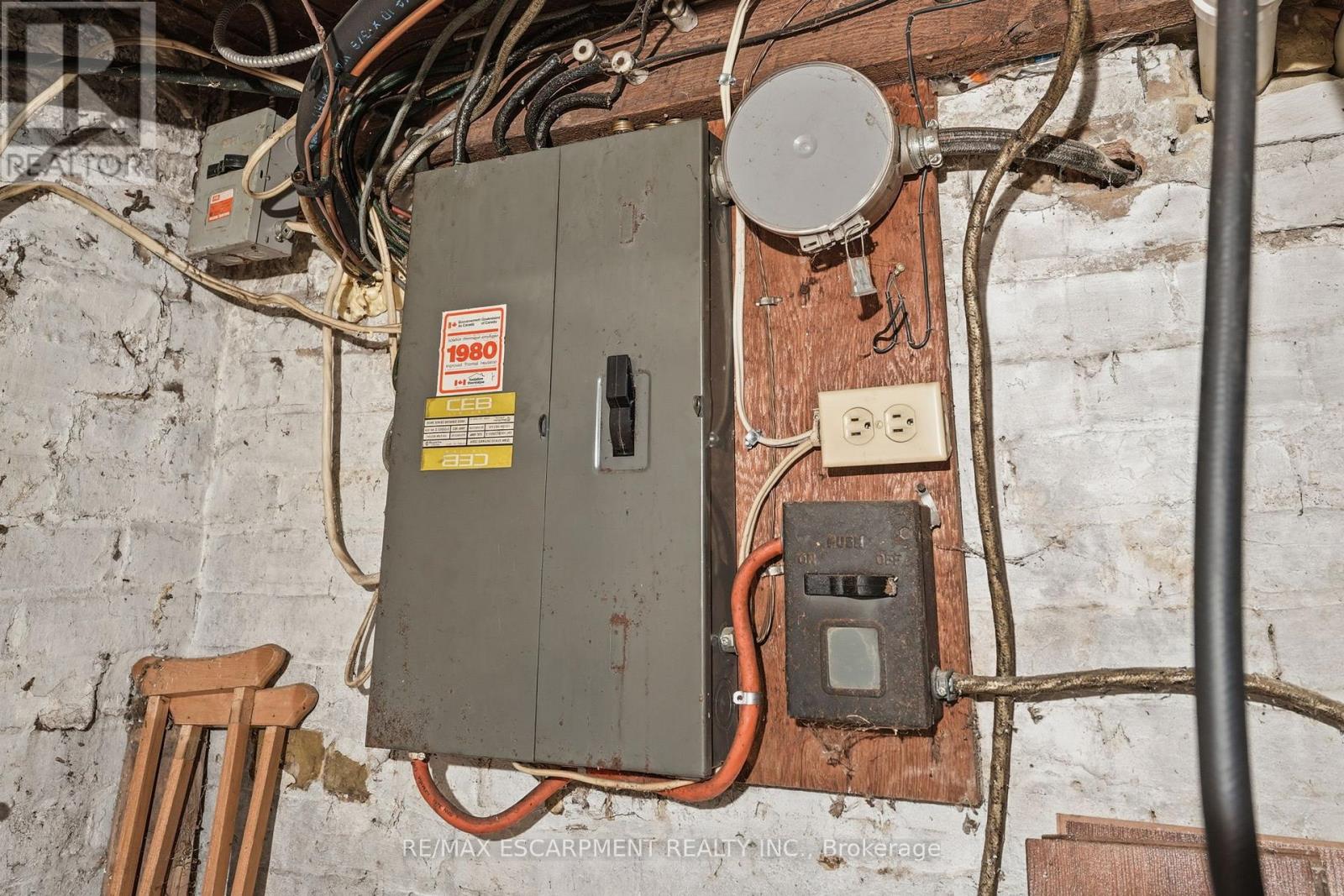 56 Victoria Street, Brantford, Ontario  N3S 3K2 - Photo 22 - X12941038